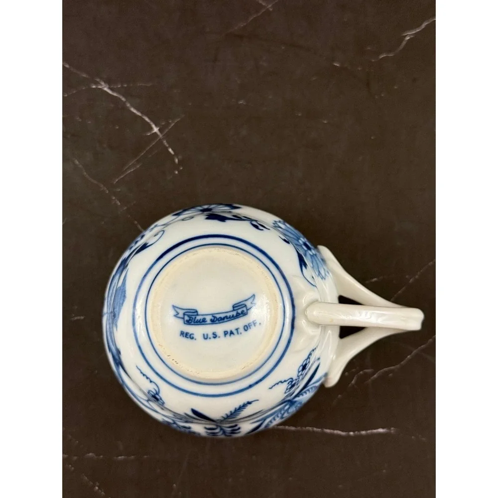 VTG Blue Danube Blue Onion Oversized Coffee Tea Cup 3 3/4in Wide MINT!